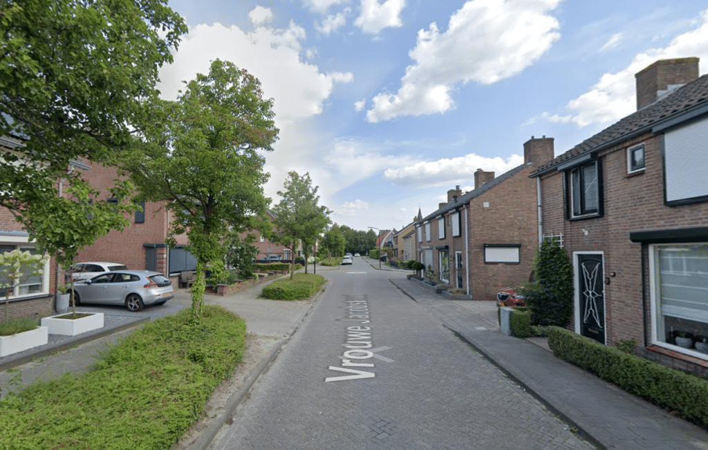 Vrouwe Jacobstraat, Prins Bernhardstraat, Hazebrouckstraat en Prinses Beatrixstraatin Fijnaart