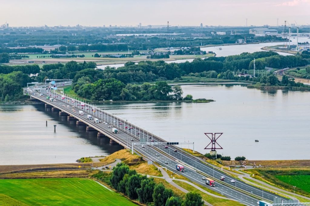 Werkzaamheden Moerdijkbrug, Papendrechtsebrug en nieuwe aansluiting LPM